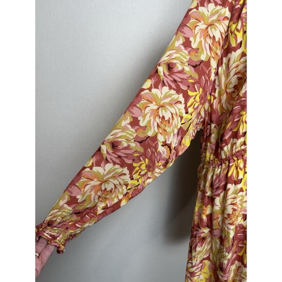 Torrid Plus SZ 4 Blouse Top Floral Ruffled V-Neck Long Sleeves Drawstring Waist - Picture 4 of 15